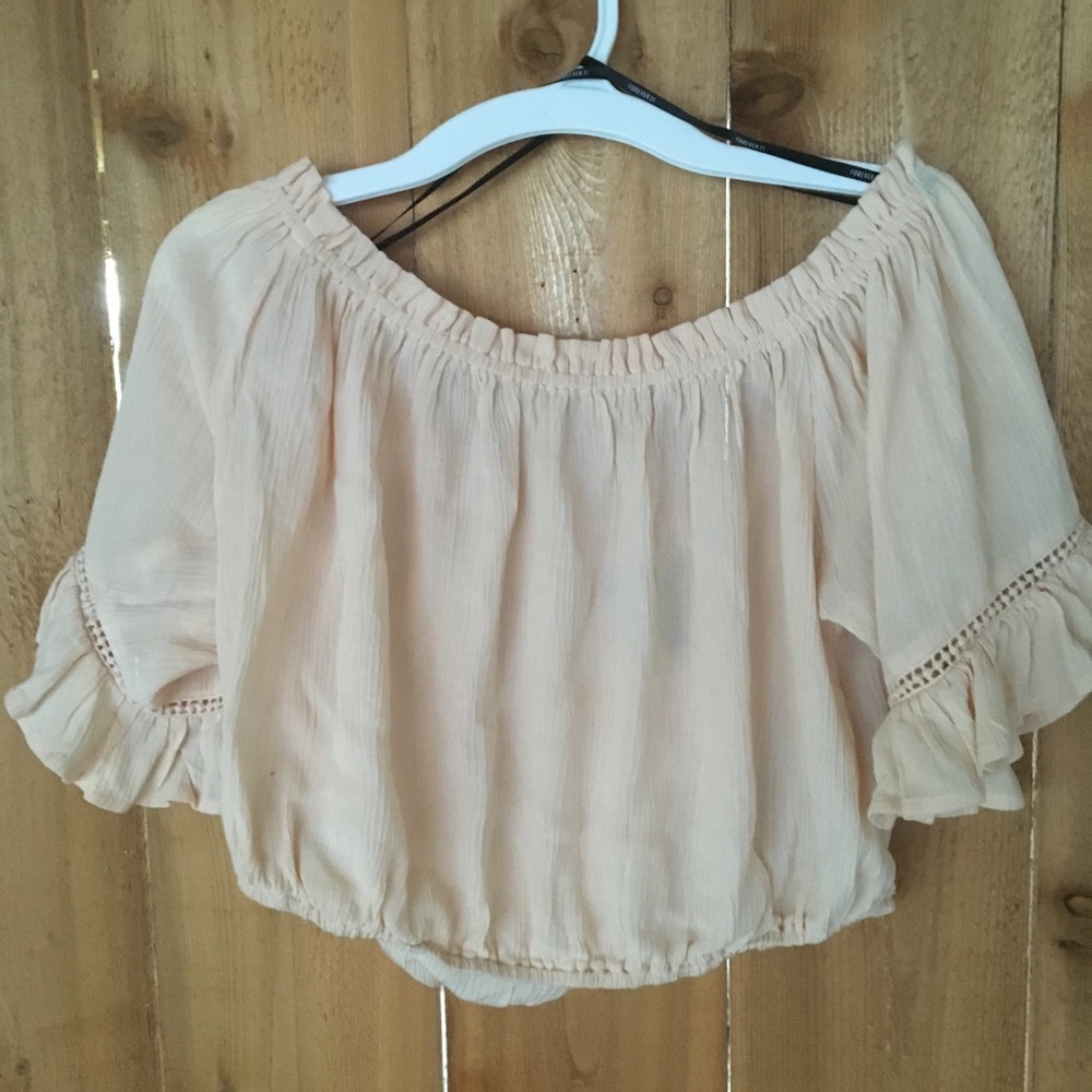 Forever 21 buttercream crop top